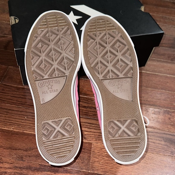 Converse Lift Platform Sneakers - Picture 3 of 4